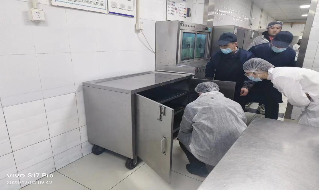 fab100c3f674a5af3308e67f27ebab2